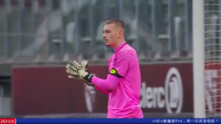 记者：邓卓翔尚未与三镇有进一步沟通，三镇目前也没换帅消息